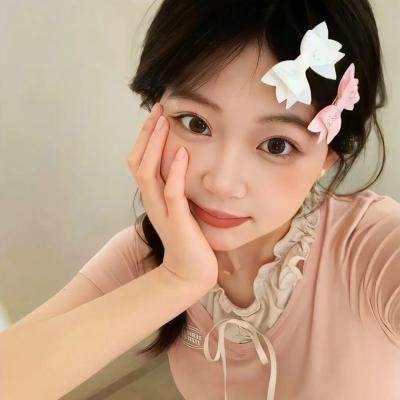 假装情侣封面